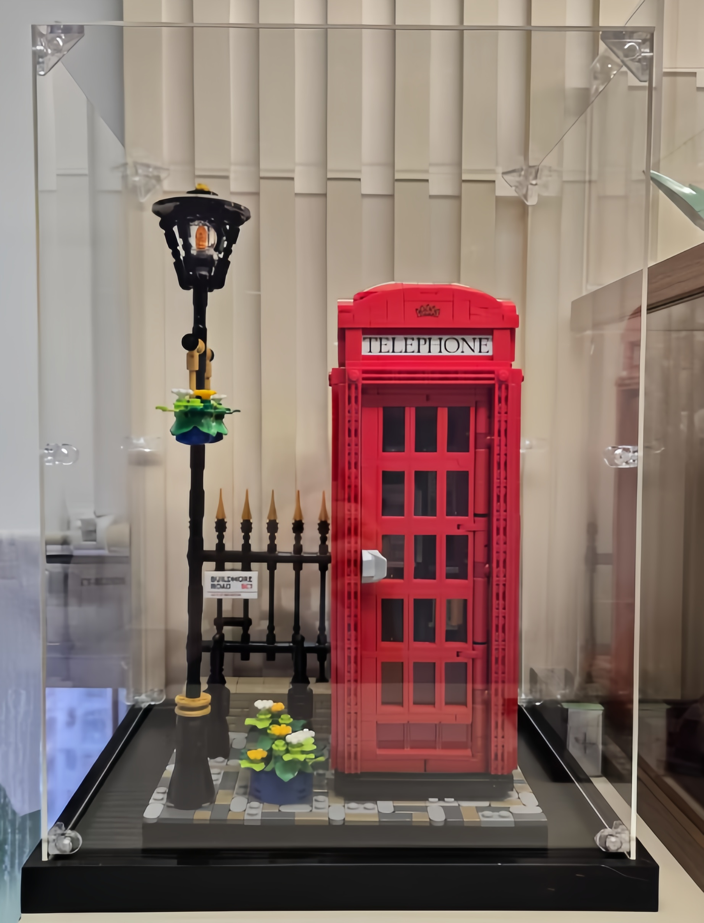Acrylic Display Case for LEGO Red London Telephone Box 21347